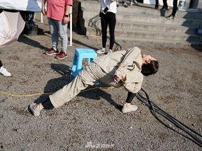 囚衣 图片,探寻囚徒生活的真实面貌  第2张