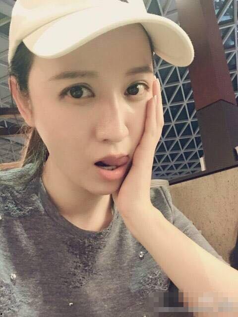 张萌图片生活照,张萌生活照中的优雅时光  第3张