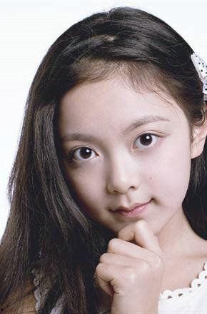 袁欣欣个人资料,才华横溢的青年才俊，多领域成就斐然