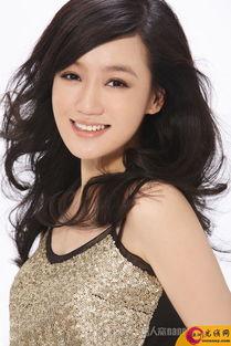 薛佳凝胡歌家庭背景  第3张