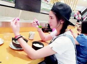 女主播转30万,揭秘网红经济背后的惊人力量