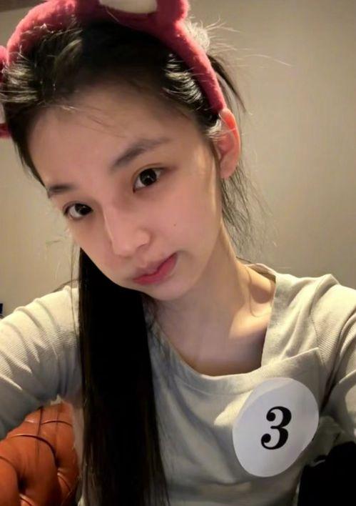 网红小蛮几岁,揭秘网红小蛮的年龄之谜