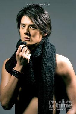 郭品超图片,光影交织下的魅力演绎