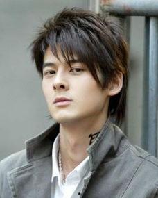 郭品超图片,光影交织下的魅力演绎  第3张